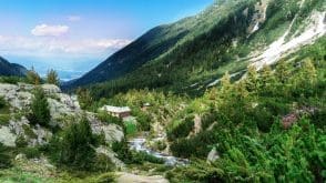 Bansko Bulgaristan: 2025 Yaz Tatili İçin En İyi Seçimler